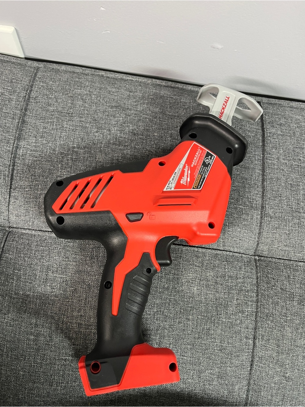 NEW Milwaukee Hackzall 2625-20 18V Cordless Reciprocating Saw Sawzall